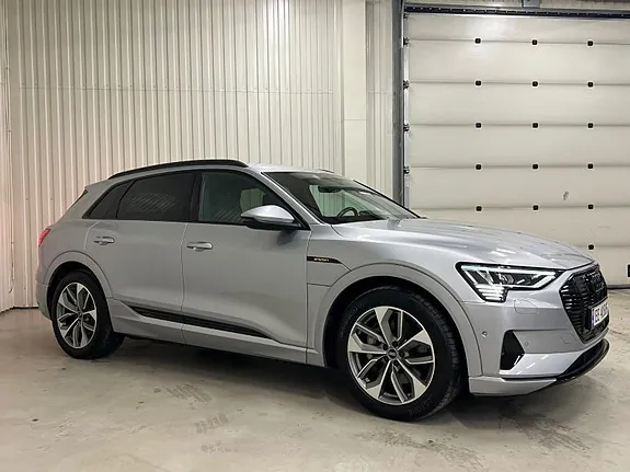 Audi E-Tron 2022 photo 2