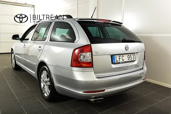 Skoda Octavia 2013 photo 3