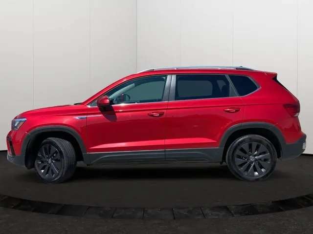 Volkswagen Taos 2024 photo 2