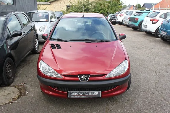 Peugeot 206 2004 photo 4