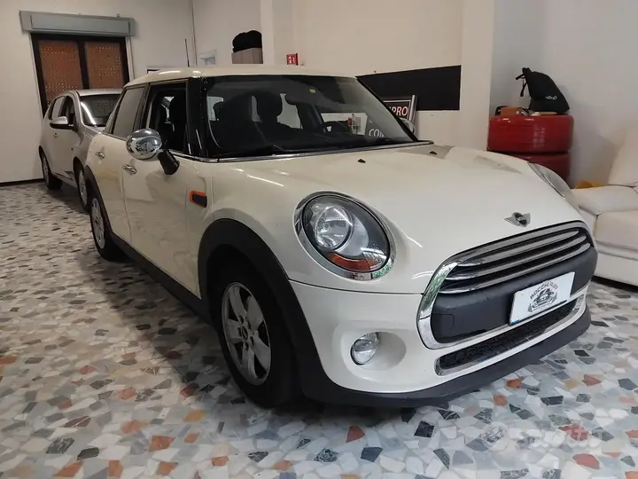Mini Mini One 2015 photo 2