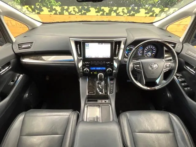 Toyota Versa Hybrid 2016 photo 2
