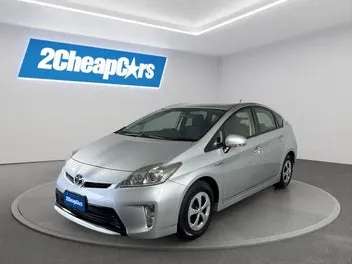 Toyota Prius 2014 photo 2