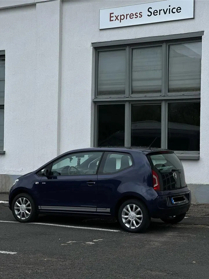 Volkswagen Up