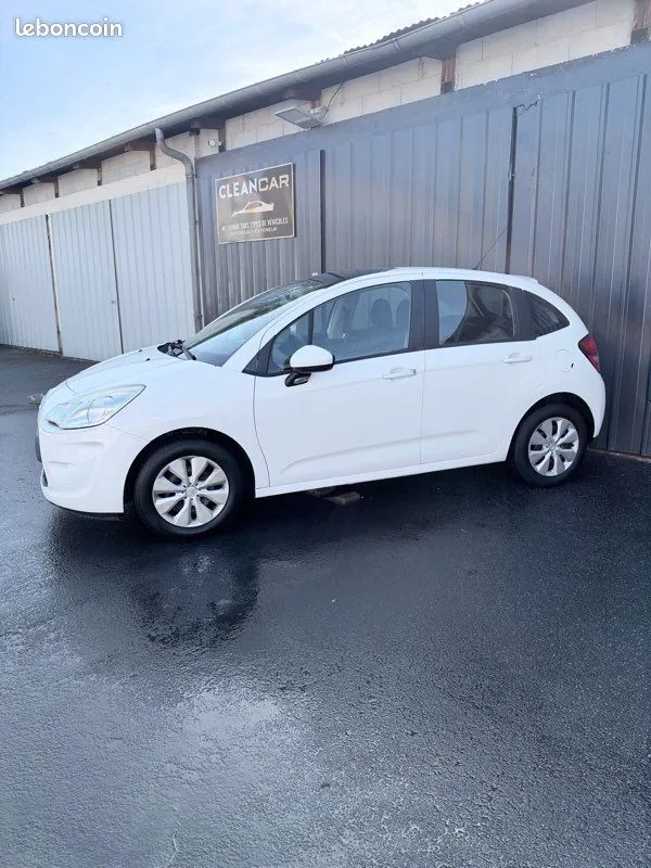Citroen C3 2010 photo 2