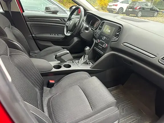 Renault Megane Iv 2018 photo 3