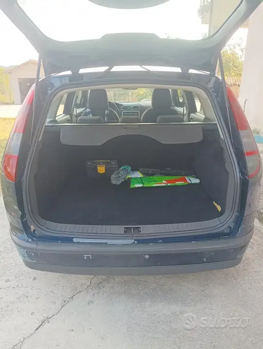 Ford Focus 2006 photo 3