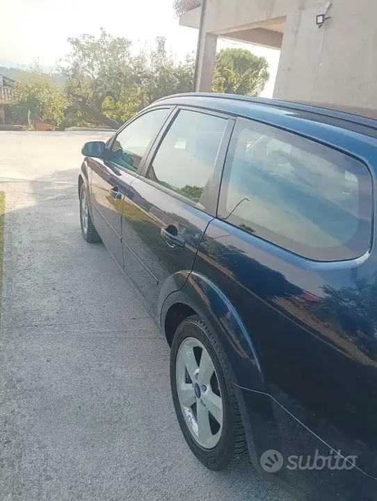 Ford Focus 2006 photo 4