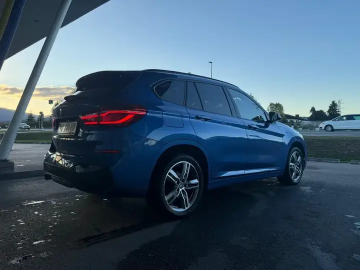 BMW Ix1 2017 photo 2