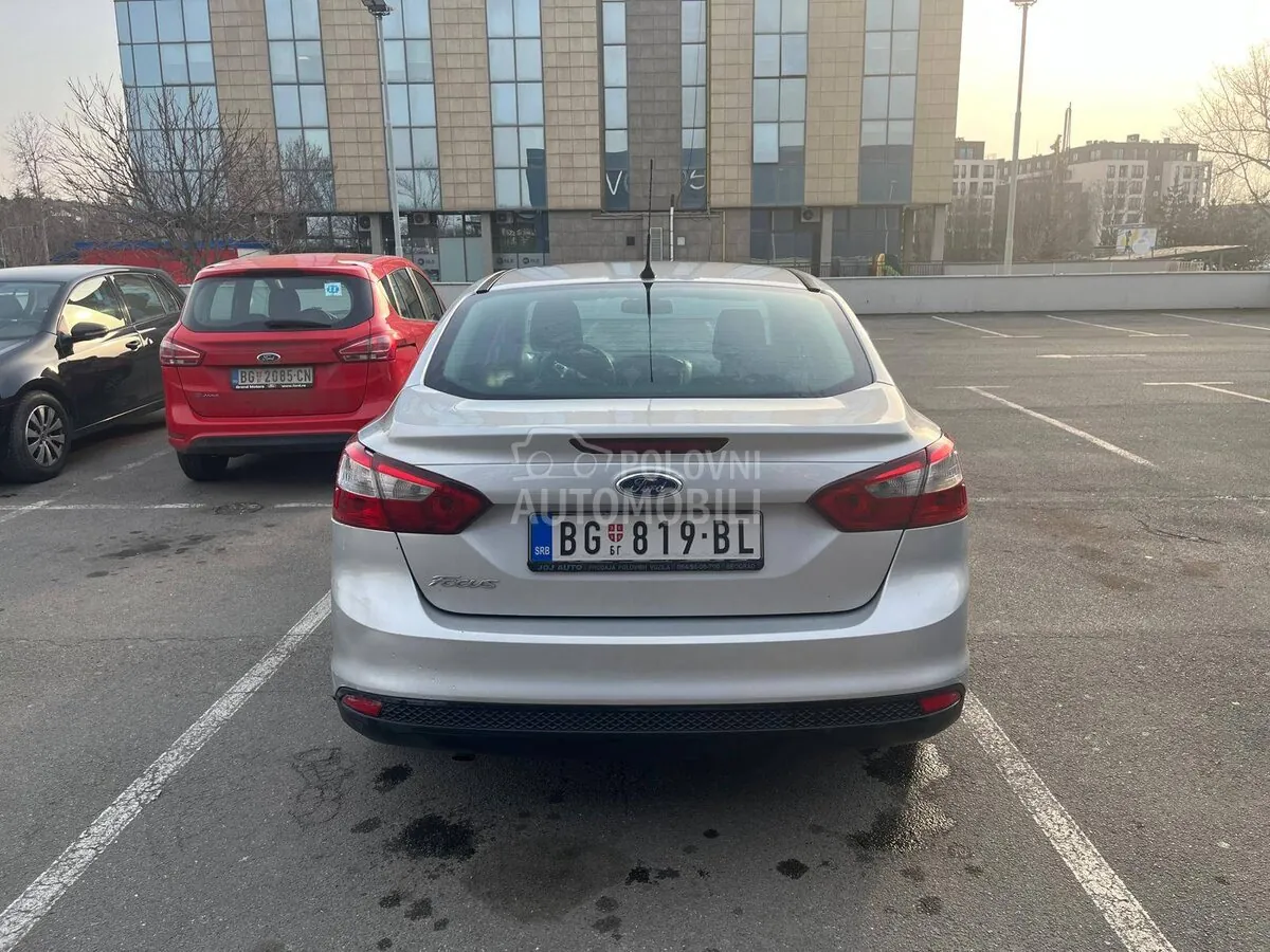 Ford Focus 2014 photo 4