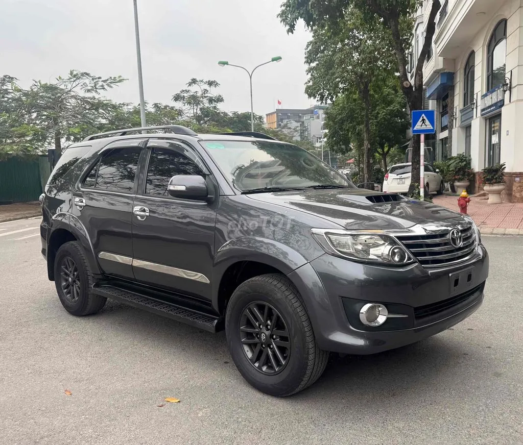 Toyota Fortuner 2016 photo 2