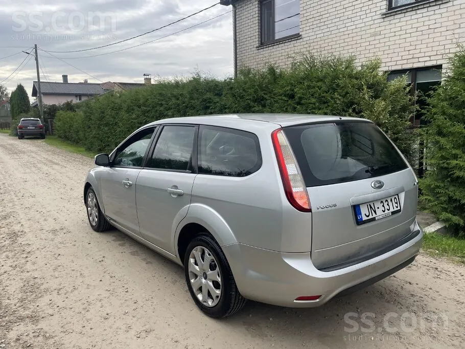 Ford Focus 2009 photo 5