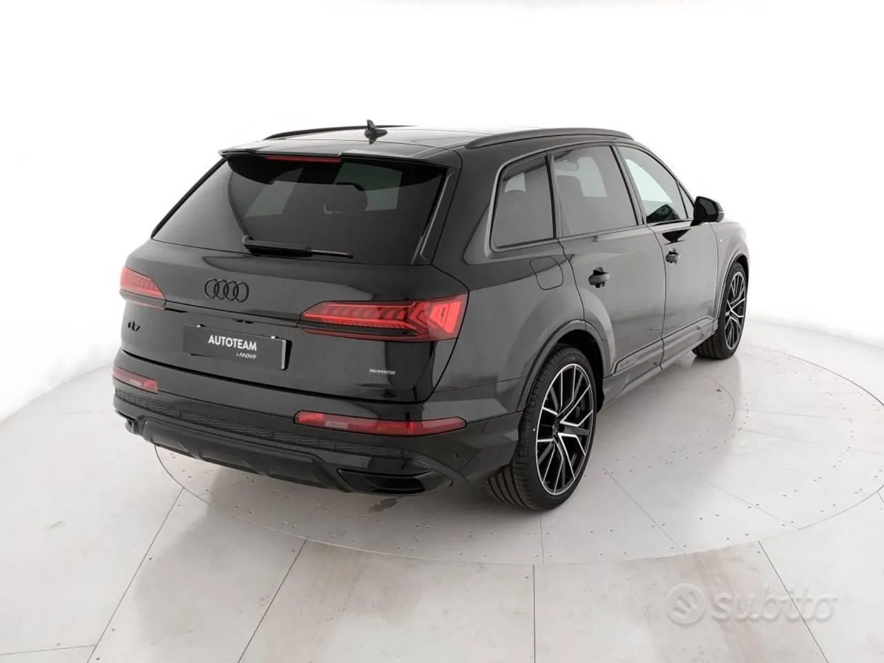 Audi Q7 2022 photo 3