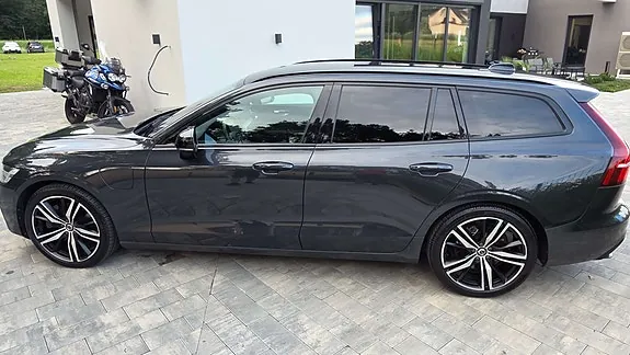 Volvo V60 2020 photo 3