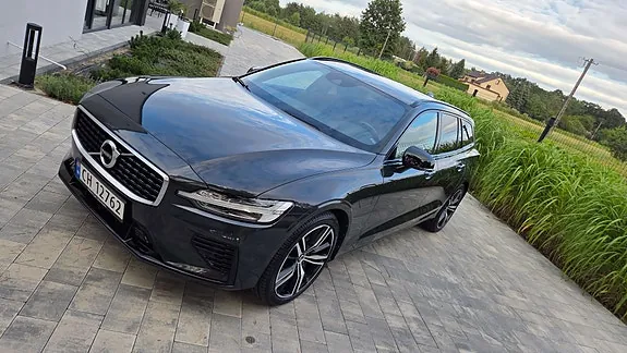 Volvo V60 2020 photo 2