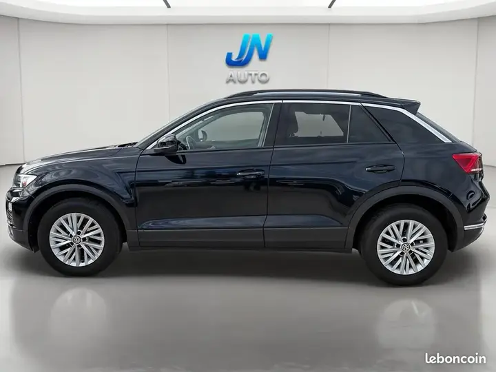 Volkswagen T-Roc 2018 photo 2