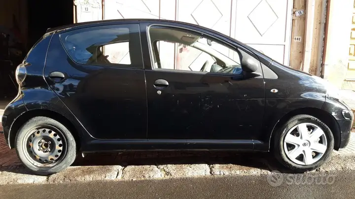Toyota Aygo 2010 photo 4