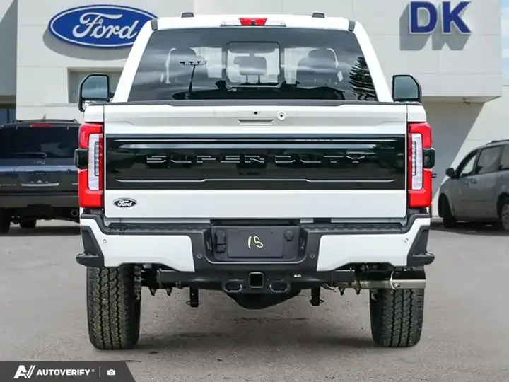 Ford F-350 Super Duty 2027 photo 5