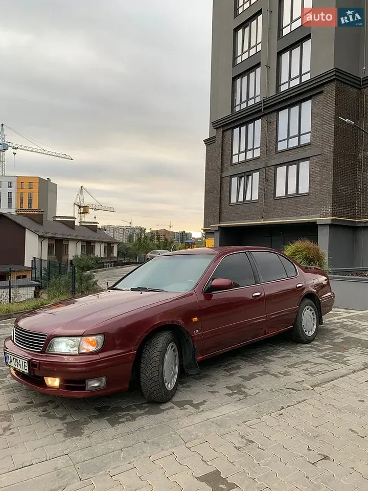 Nissan Maxima 1995 photo 4