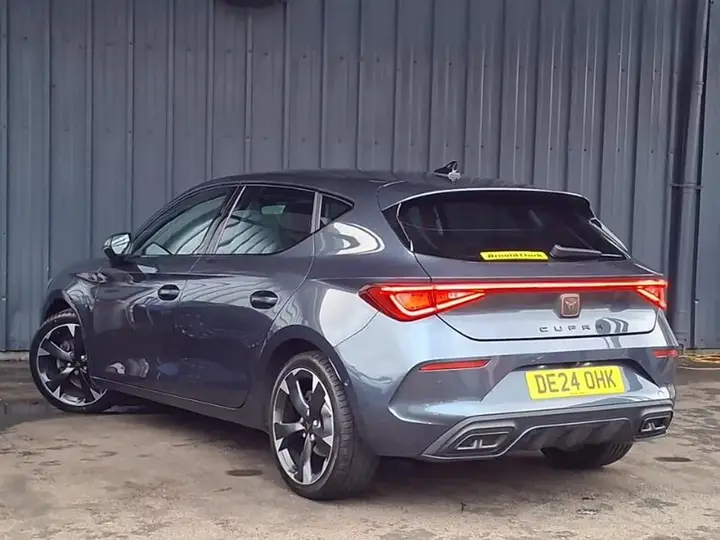 Cupra Leon 2024 photo 2
