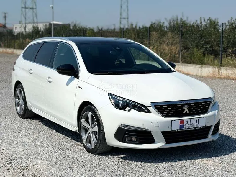 Peugeot 308 2019 photo 3