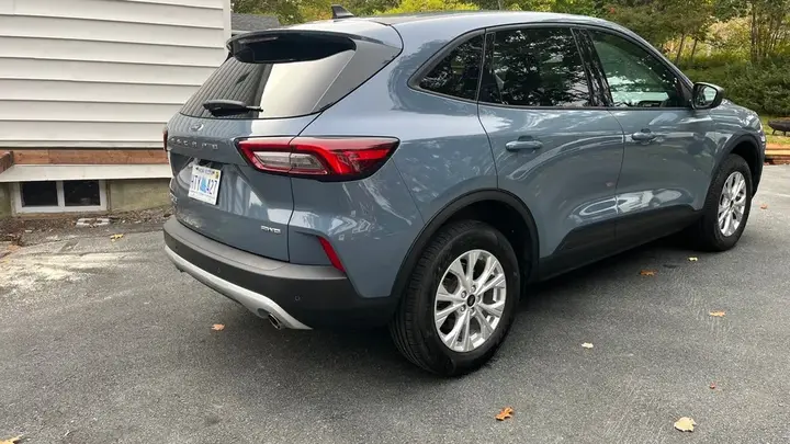 Ford Escape 2025 photo 3