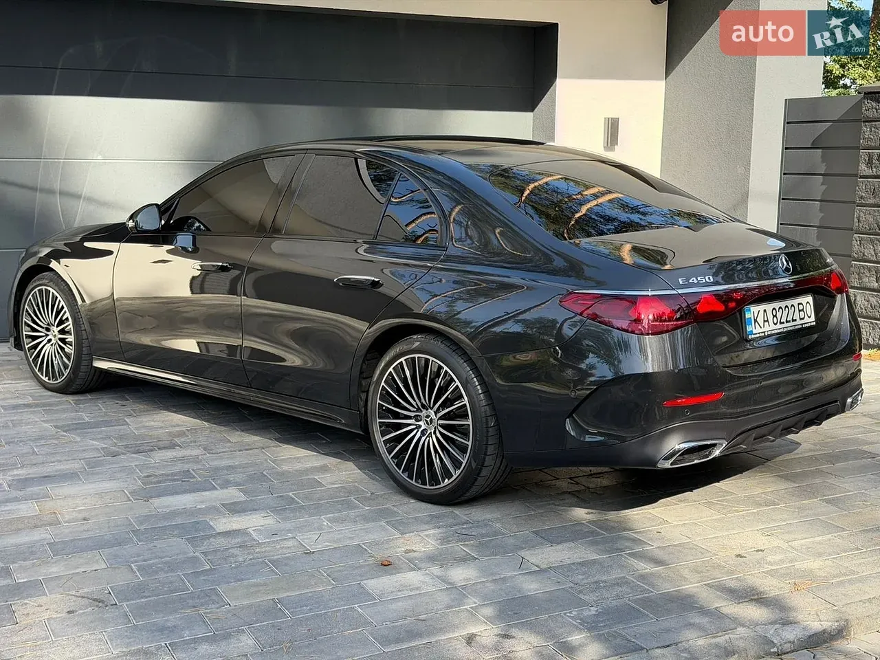 Mercedes-Benz E-Class 2025 photo 3