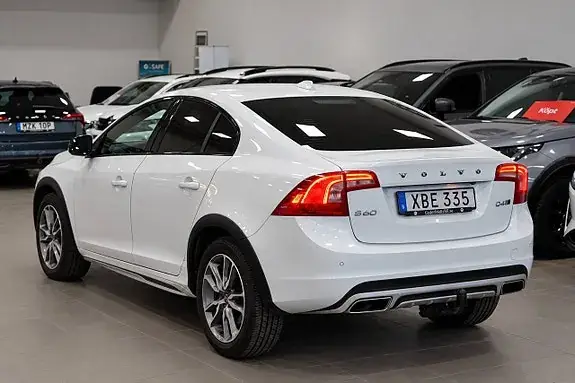Volvo S60 Cross Country 2018 photo 4