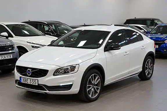 Volvo S60 Cross Country 2018 photo 2