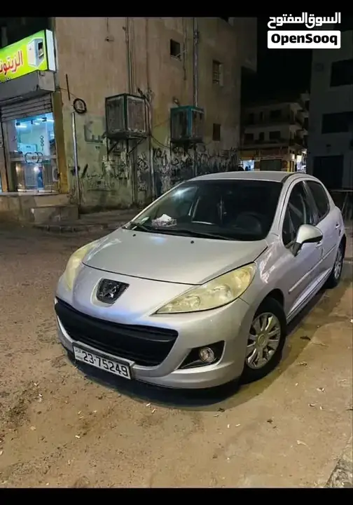 Peugeot 207 2013 photo 5