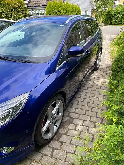 Ford Focus 2014 photo 3