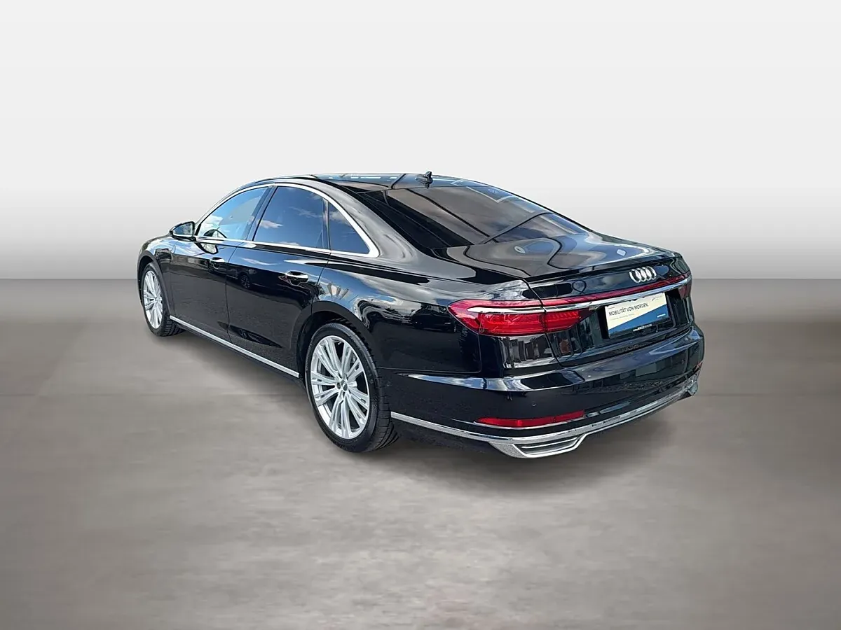 Audi A8 2019 photo 3