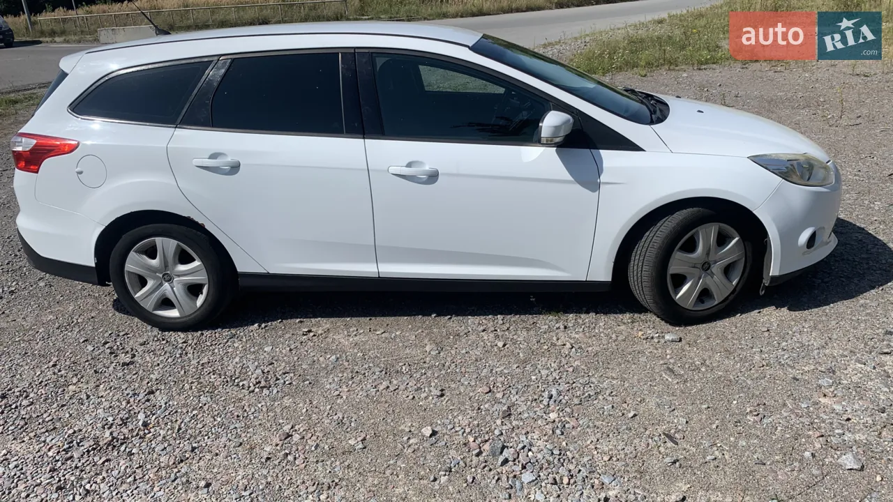 Ford Focus 2012 photo 5