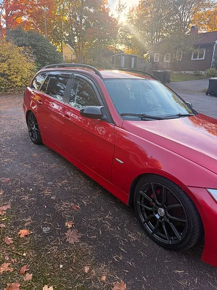BMW 320D 2007 photo 2