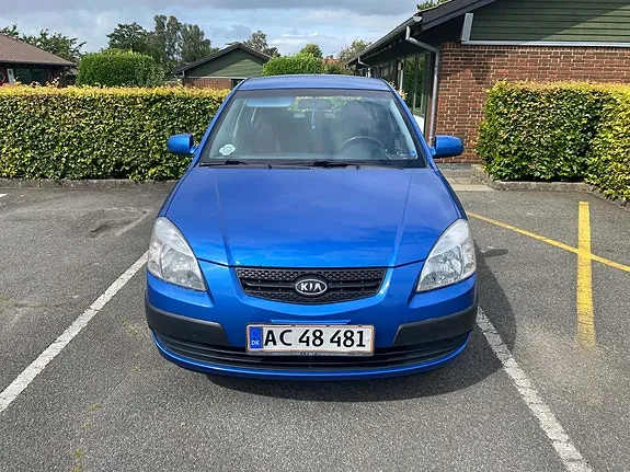 Kia Rio 2006 photo 4