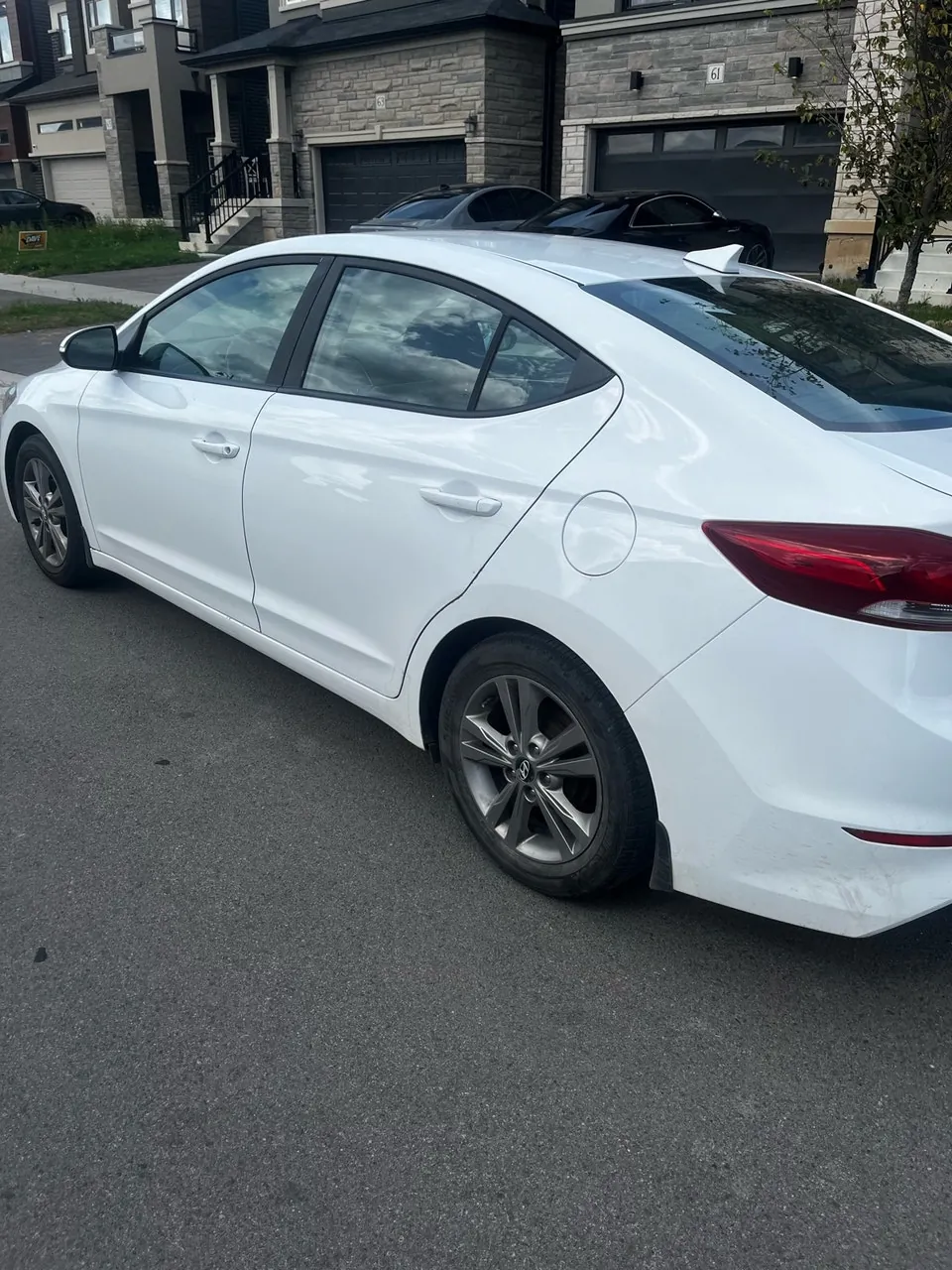 Hyundai Elantra 2017 photo 3
