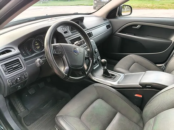 Volvo V70 2014 photo 4