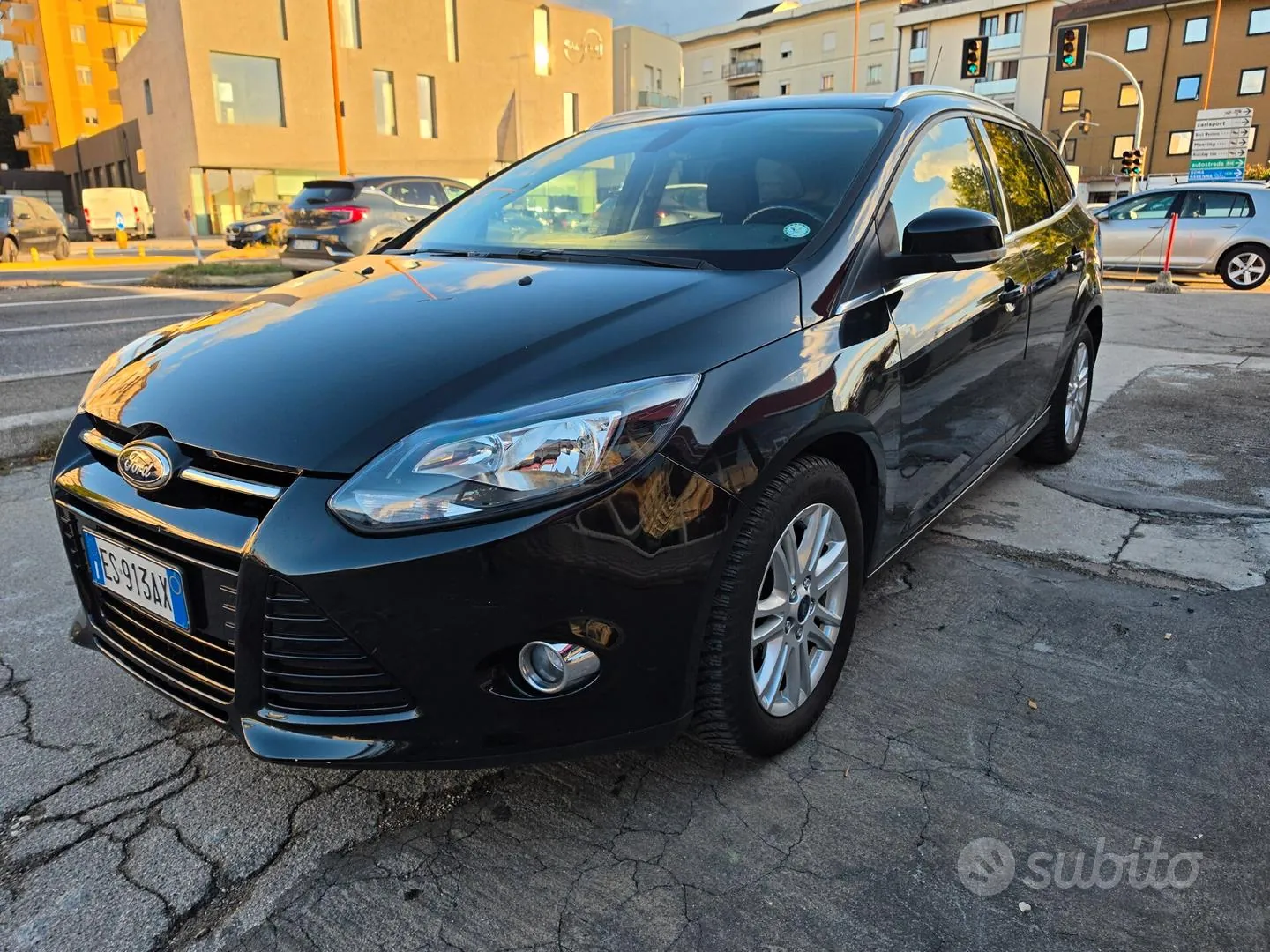 Ford Focus 2013 photo 2