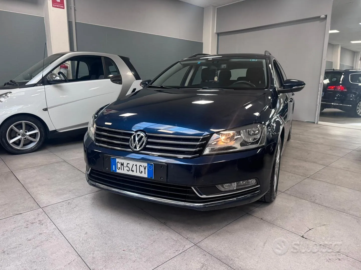 Volkswagen Passat 2011 photo 3