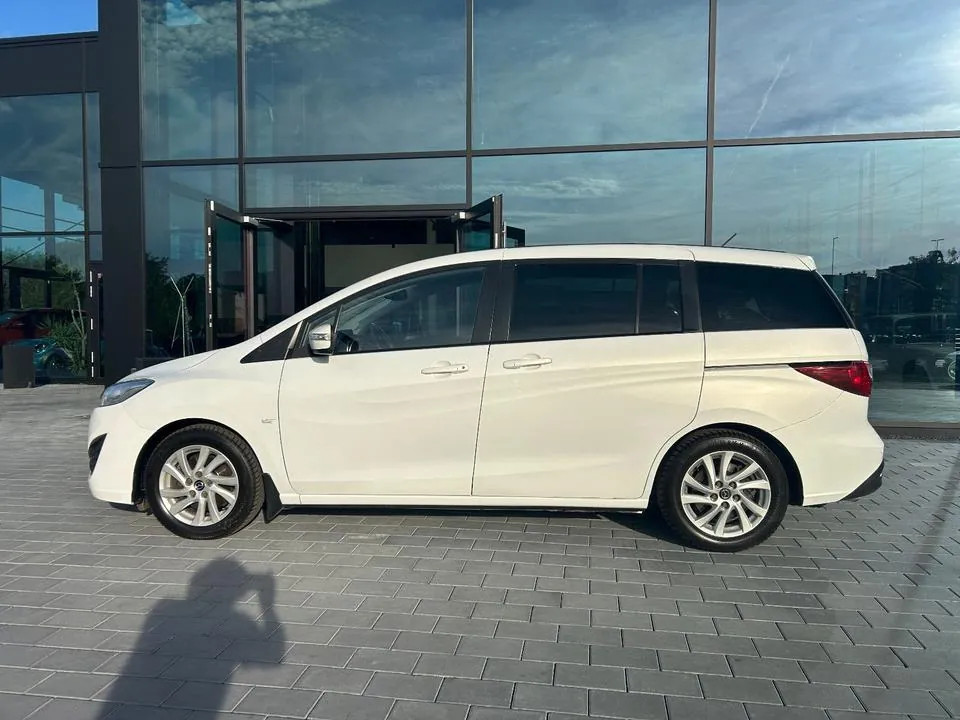 Mazda 5 Center-Line