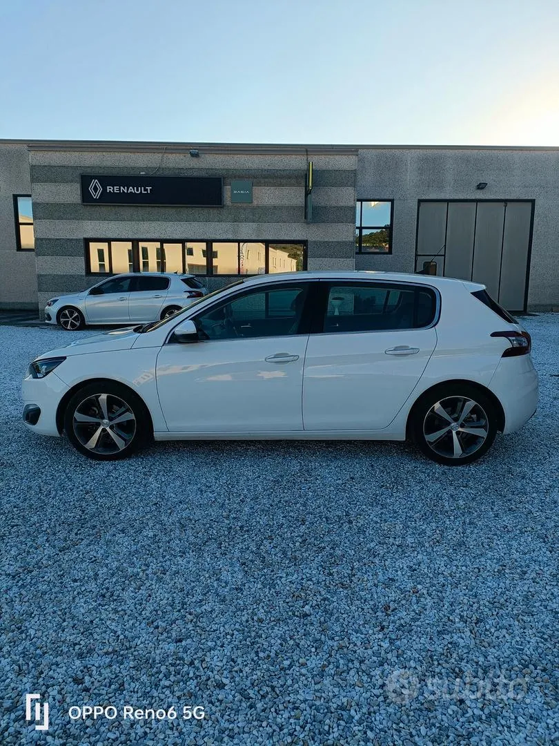 Peugeot 308 2013 photo 3