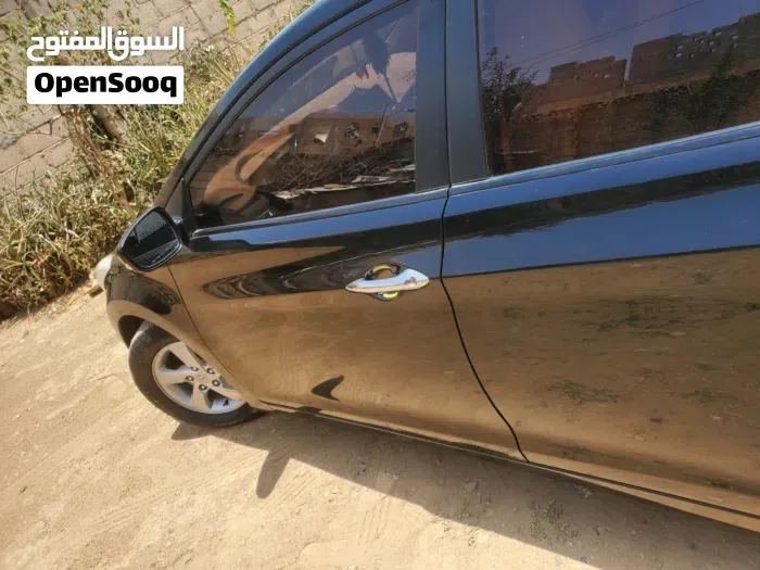 Hyundai Elantra 2012 photo 3