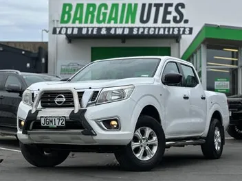 Nissan Navara 2015 photo 2