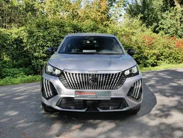Peugeot E-2008 Allure 2025 photo 2