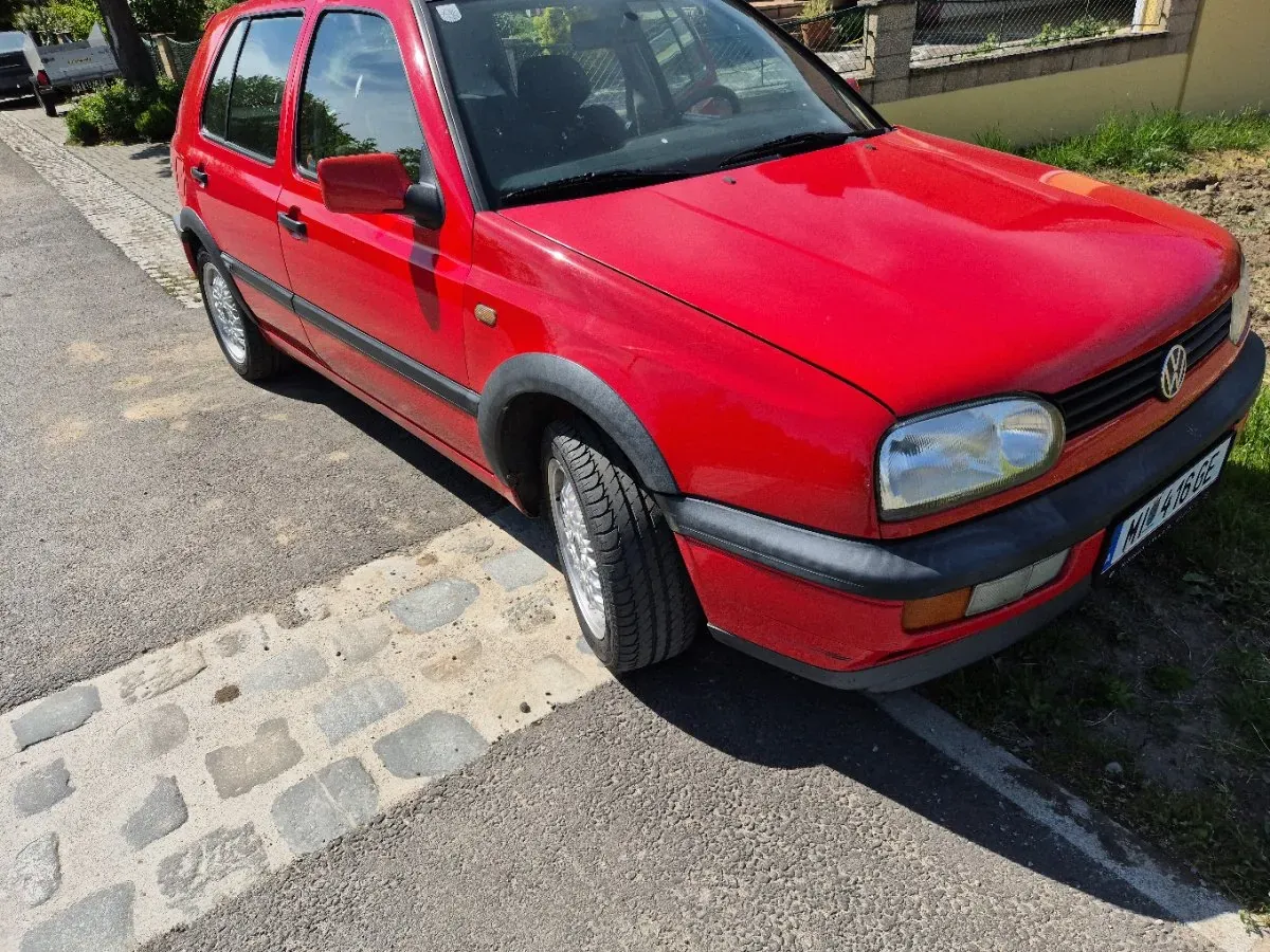 Volkswagen Golf 1996 photo 2