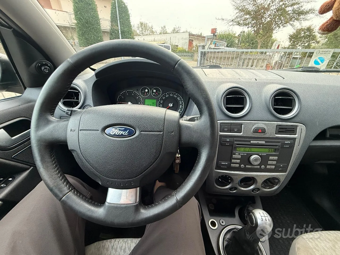 Ford Fusion 2010 photo 3