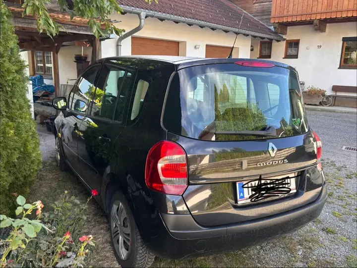 Renault Modus 2012 photo 3