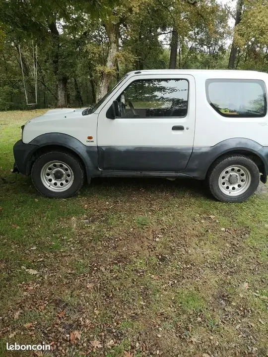 Suzuki Jimny 2008 photo 2