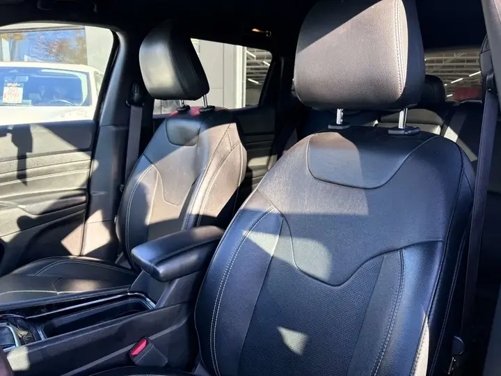 Jeep Compass 2023 photo 2