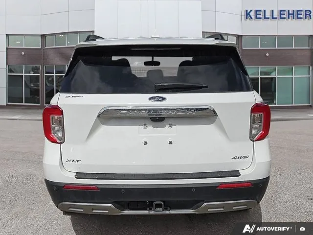 Ford Explorer 2023 photo 4